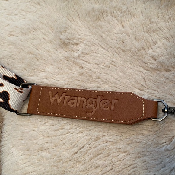 Wrangler Brown & Black Cowhide Crossbody Shoulder Bag - Picture 2 of 10